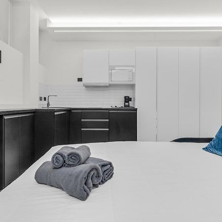 Pab60 -Crescenzago-Luxury Blue House Appartement Milaan Buitenkant foto